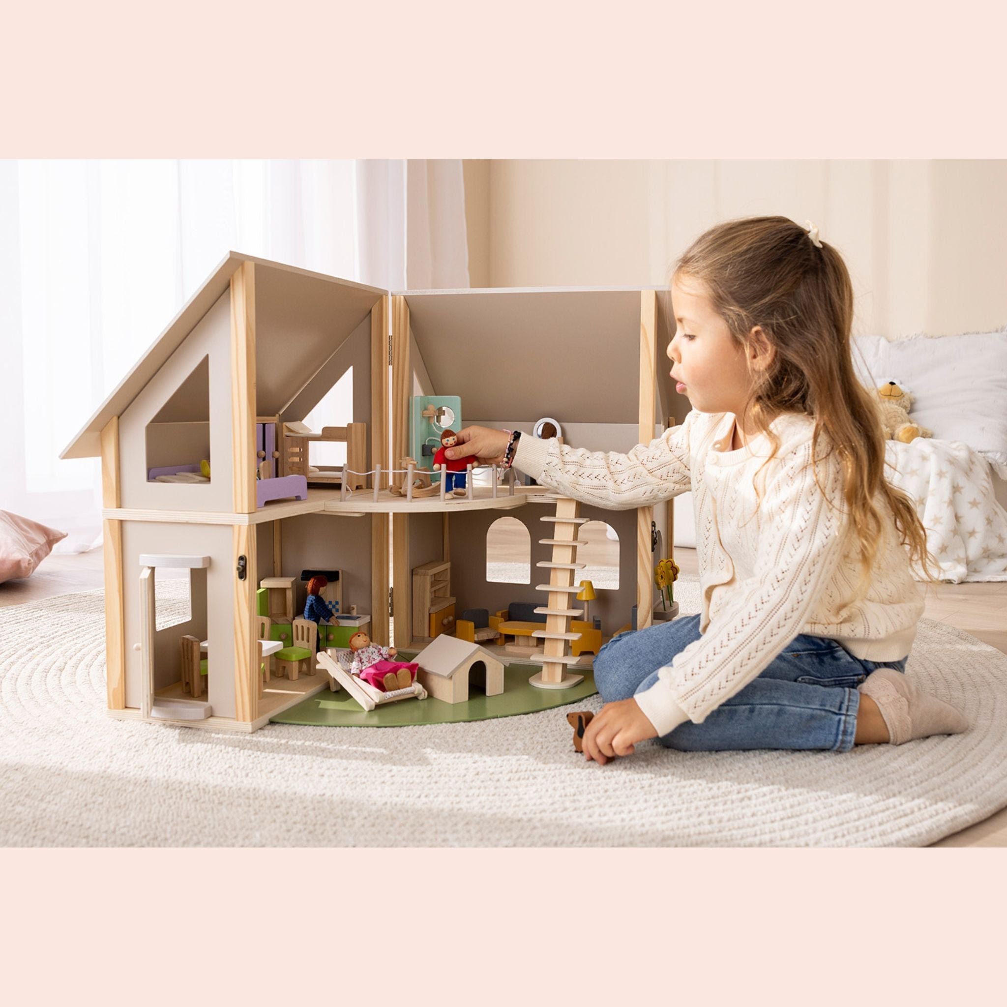 Wooden Dollhouse & Accessories – howa Spielwaren