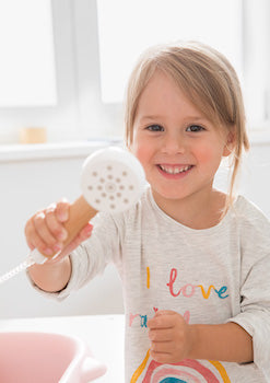 Hygienetipps für Kinder: Wickelkommode mit Badewanne