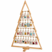 Weihnachtsbaum mit befüllbaren Adventskalender 