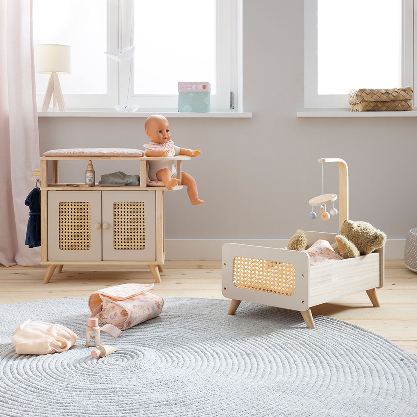 Puppenwickeltisch im Kinderzimmer