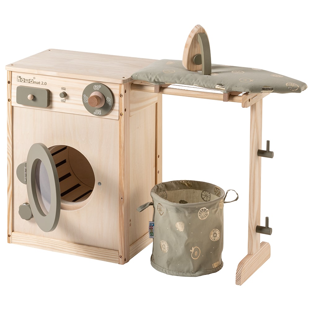 howa Kinderwaschmaschine aus Holz "Lucky" mit Wäscheleine, Bügelbrett, Wäschekorb und Bügeleisen 48142