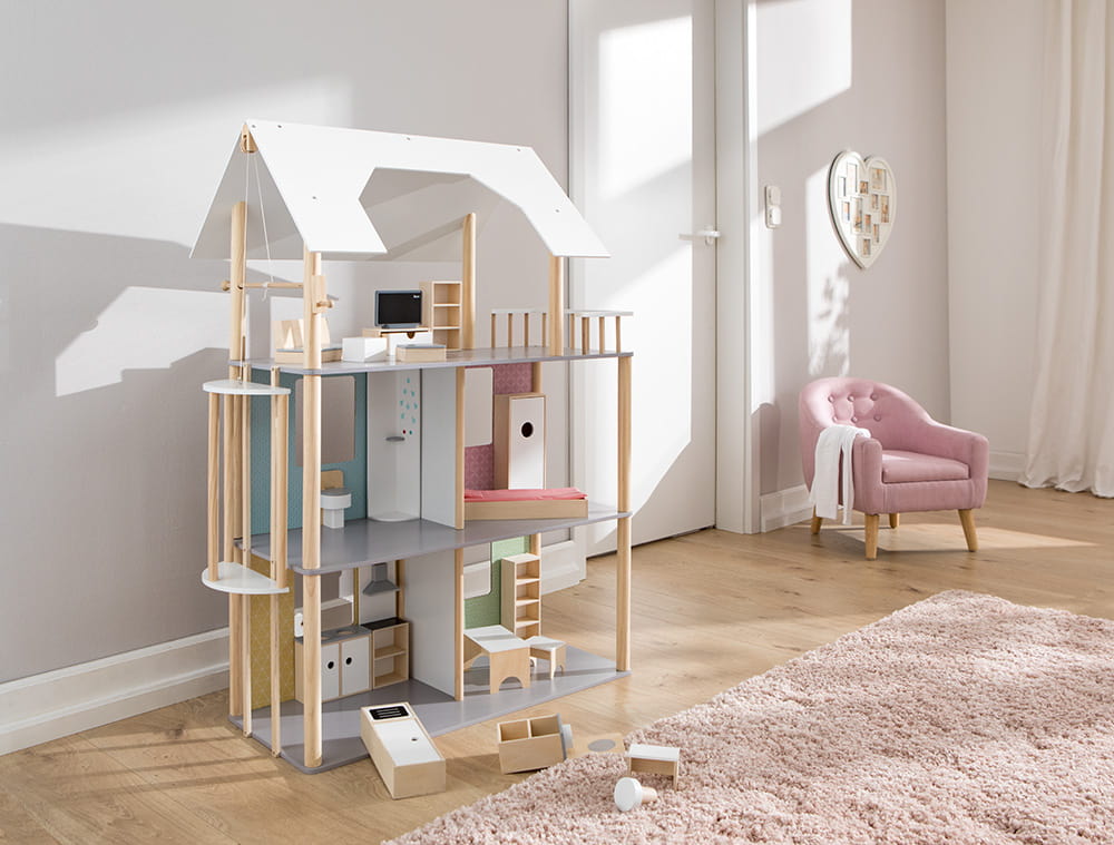 howa Puppenhaus aus Holz für Ankleidepuppen bis 30 cm inkl. 19 tlg. Möbelset 70103