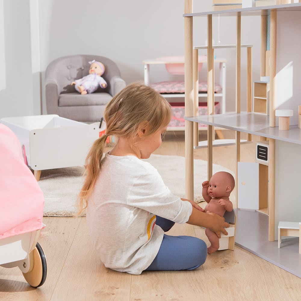 howa Puppenhaus aus Holz für Ankleidepuppen bis 30 cm inkl. 19 tlg. Möbelset 70103